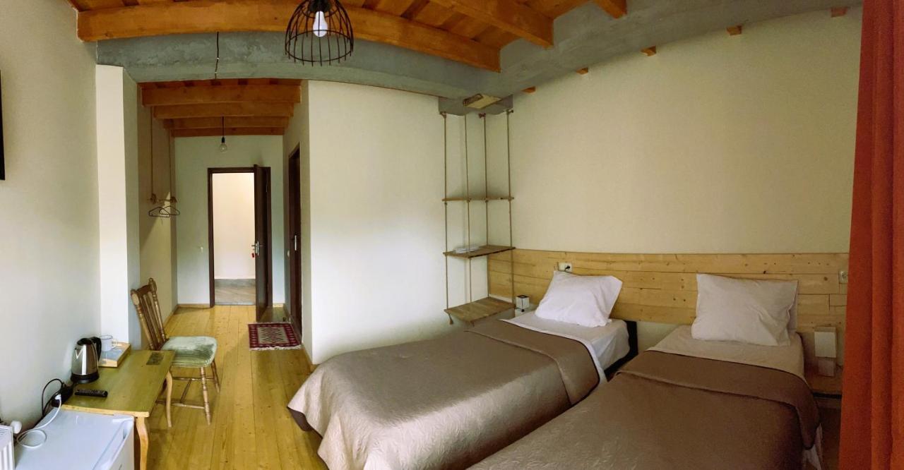 Hotel Ailama Местия Екстериор снимка