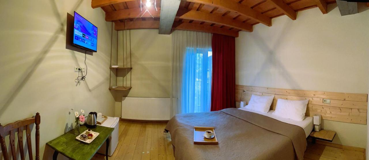 Hotel Ailama Местия Екстериор снимка