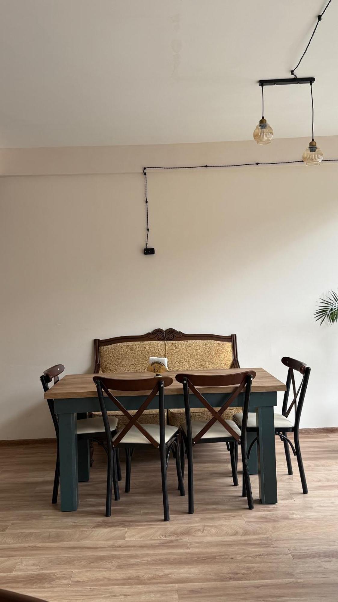 Hotel Ailama Местия Екстериор снимка