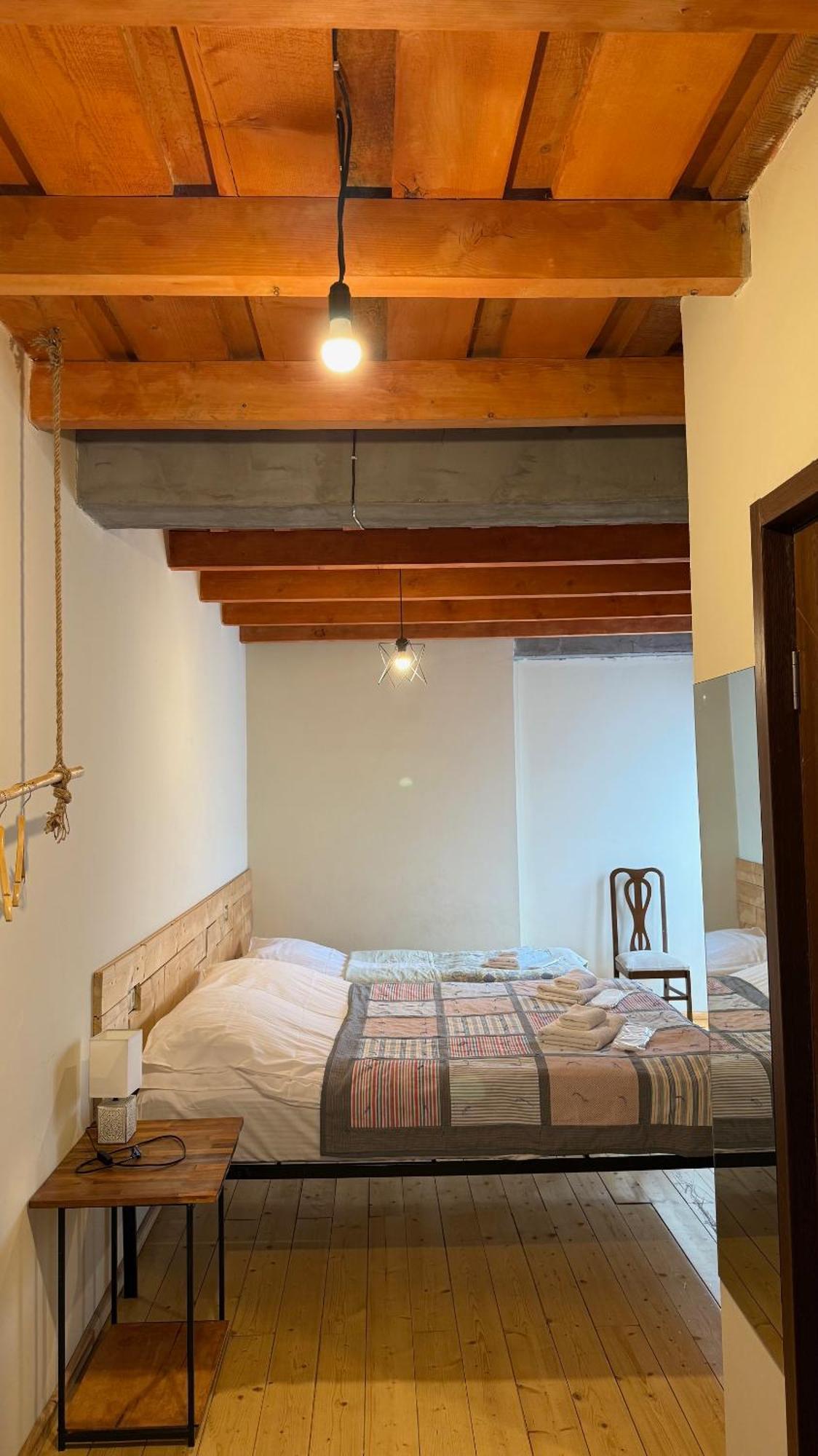 Hotel Ailama Местия Екстериор снимка